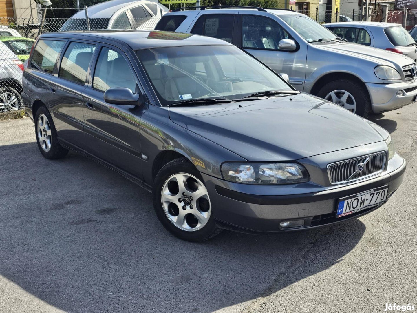 Volvo V70 2.4 D [D5] Momentum (Automata)